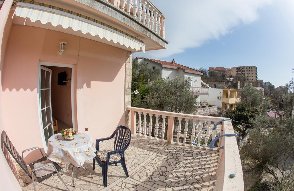 Guest House Almond Becici  Room photo